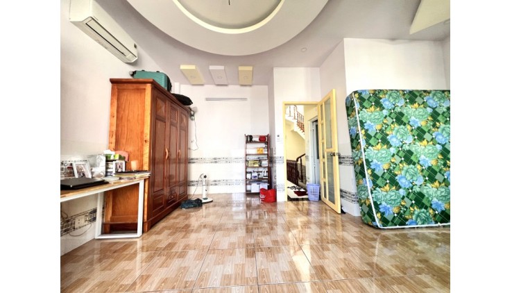 Bán Nhà 3 Tầng Hẻm Xe Tải 63m2_5.7x13 Chỉ 4.4 tỷ 3PN Bình Chiểu Thủ Đức Siêu Ngon